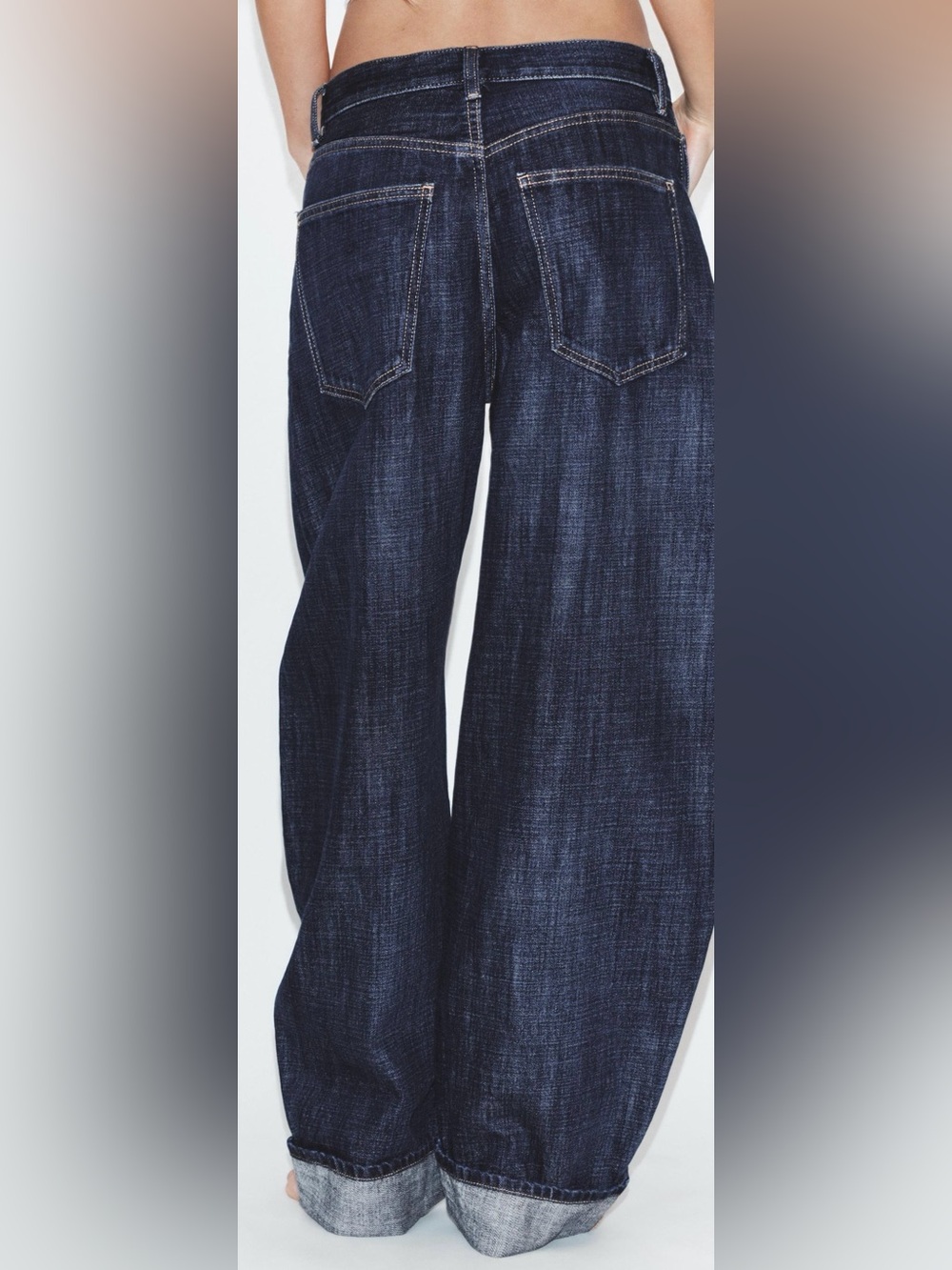 NWT Zara Mid-rise Barrel Folded Dark Indigo Jeans size US 12 (31) - Picture 5 of 8